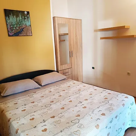 Holiday home Casetta Olivetta